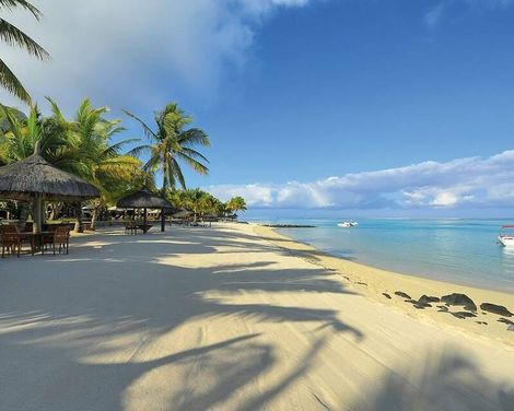 Paradis Beachcomber Golf Resort & Spa