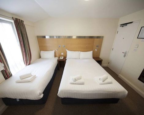 The Maiden Oval Hotel-1