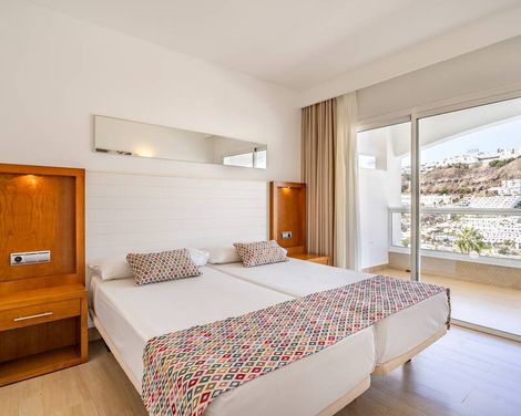 Altair Apartments-2