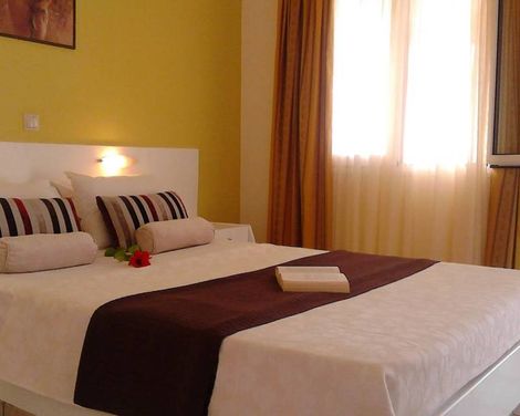 Creta Suites