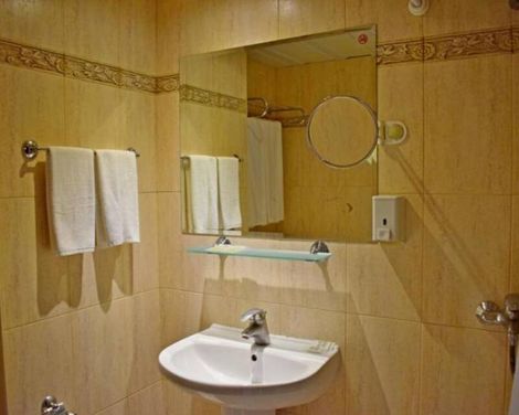 Royal Beach Hotel