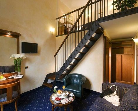 Al Manthia Hotel