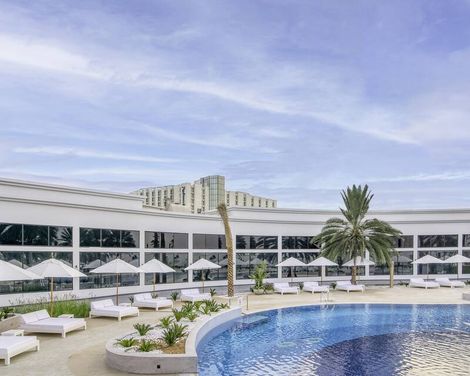 Radisson Blu Hotel & Resort, Abu Dhabi Corniche-1