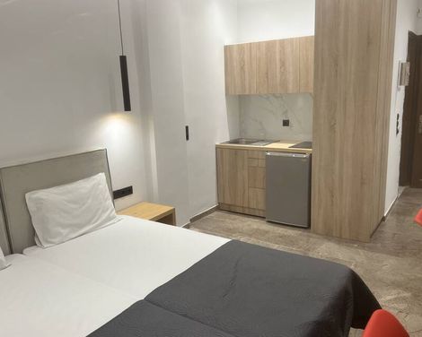 Saint Spiridon Hotel