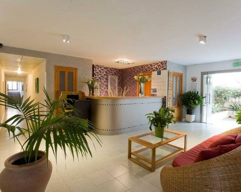 Flacalco Hotel & Apartments