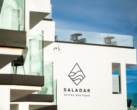 Saladar Suites Boutique