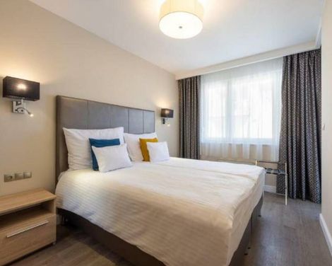 Silver Crown Hotel & Residence Palace Quarter
