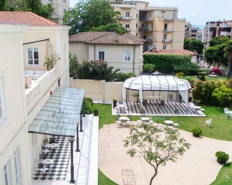 Hotel Villa Fanny-0