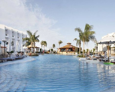 Ivy Cyrene Island Aqua Park Resort