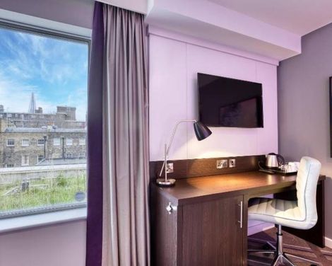 Premier Inn London Southwark Station Hotel