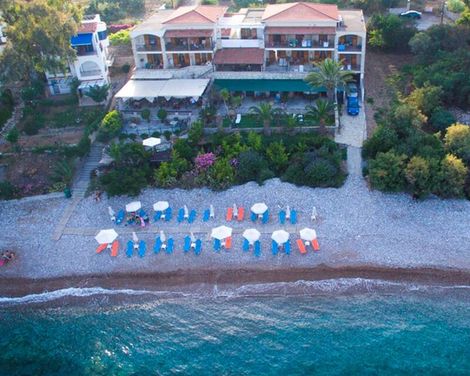 Grekis Beach Hotel and Apartments