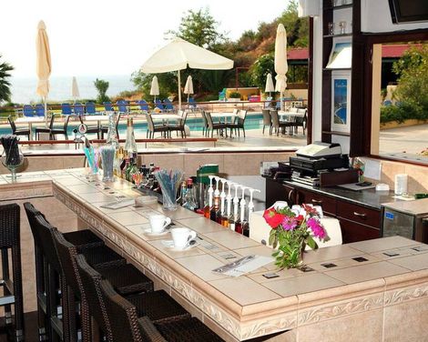 Karavados Beach Hotel