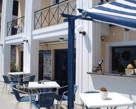 Renia Hotel