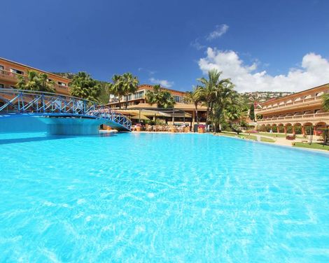 Mon Port Hotel & Spa-3