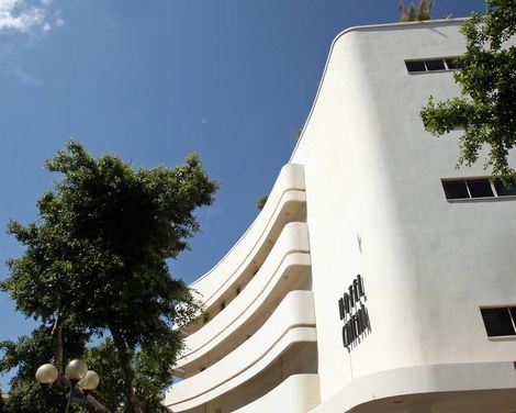 Cinema Hotel