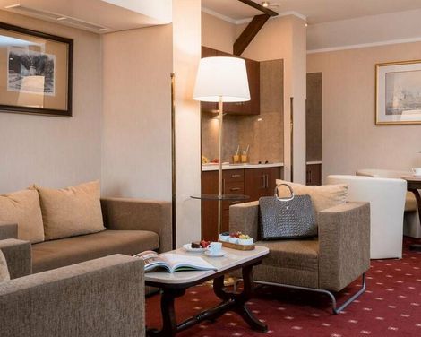 Booking Hotel & Spa-3