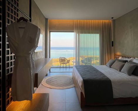 Cavo Zoe Seaside Hotel