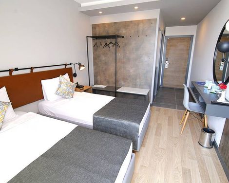 Ramira Joy Hotel