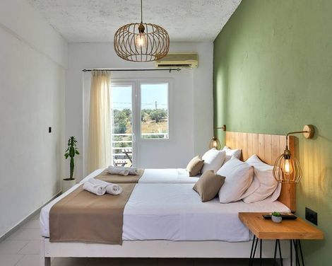 Charm Hotel