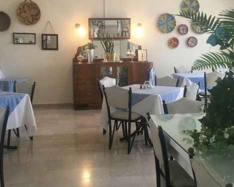 Cosmelenia Hotel & Apartments