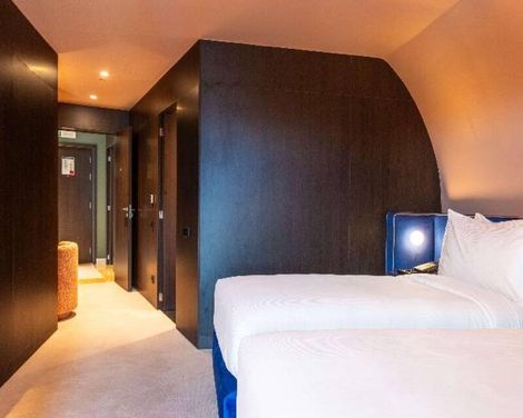 Cenica Porto Hotel, Curio Collection by Hilton