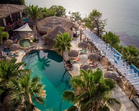 Gloria Maris Hotel Suites & Villas