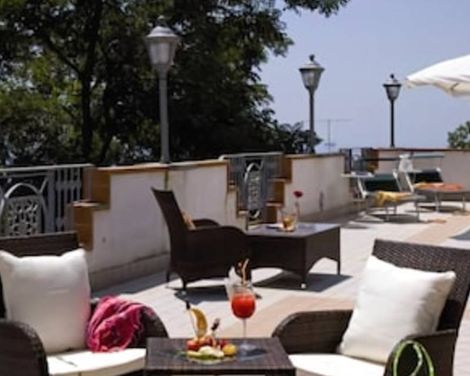 Andris Hotel-1