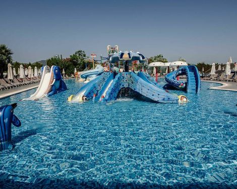 Caretta Beach Resort & WaterPark