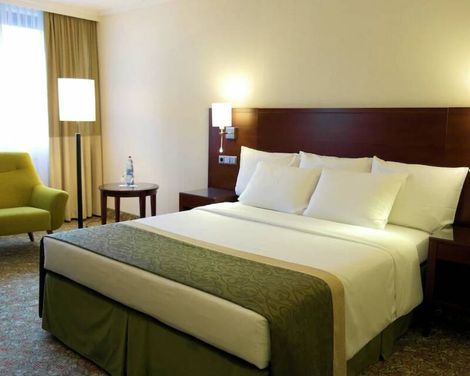 Courtyard Düsseldorf Seestern-2