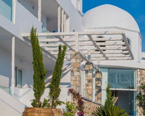 Kouros Home