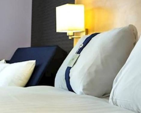 Holiday Inn Express Manchester Airport