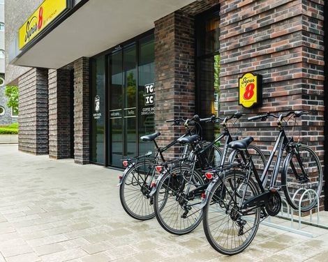 Super 8 by Wyndham Hamburg Mitte-2