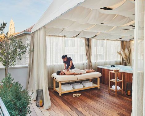 Marmont Heritage Hotel