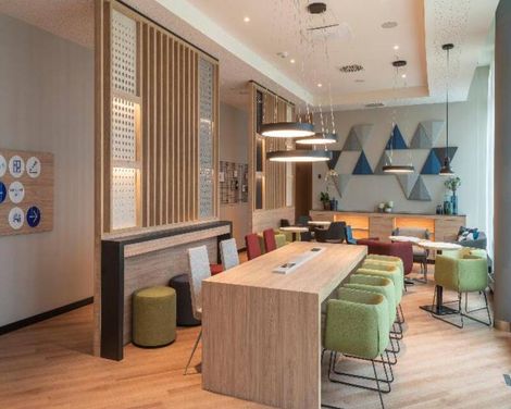 Holiday Inn Express Dusseldorf - Hauptbahnhof
