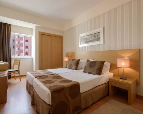 Dom José Beach Hotel