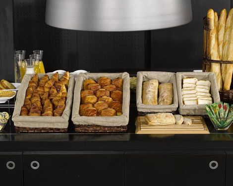 Campanile Versailles Buc-1