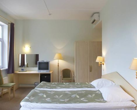 Petro Sport Hotel-3