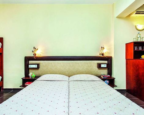 Elinotel Polis Hotel