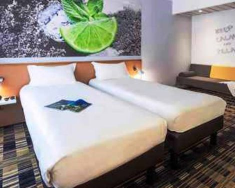 ibis Styles Napoli Garibaldi-2