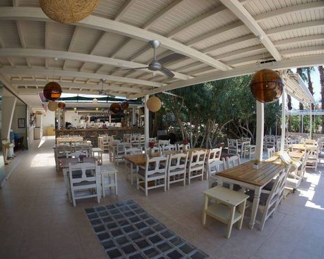 Tonoz Beach Hotel