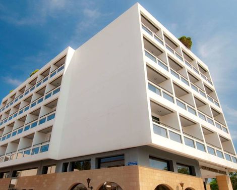 Alexandra Hotel