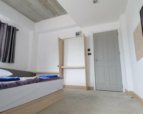 Bed-room at Suvarnabhumi Airport-0