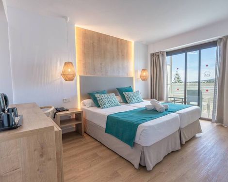 Bahia de Alcudia Hotel & Spa -3