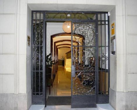 Mercedes Heritage Barcelona Apartments