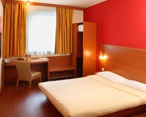 Nexto Dormero Hotel Budapest-2
