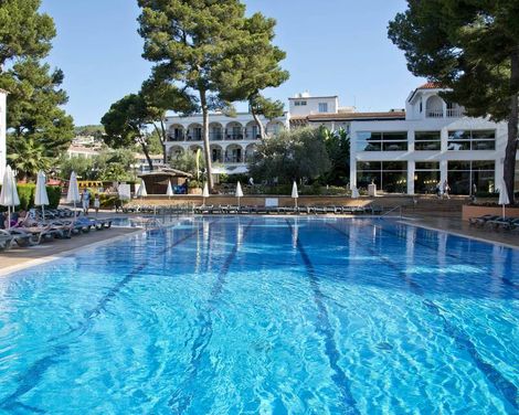 FERGUS Club Font de Sa Cala Beach