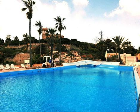 Beach Garden Hotel