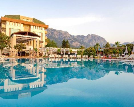 Armas Gül Beach