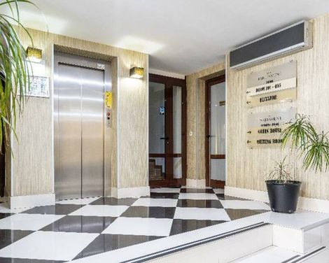 Parliament Hotel