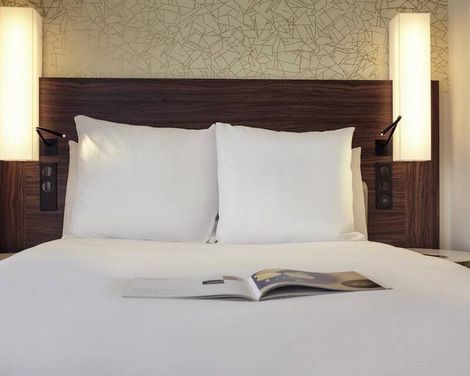 Mercure Paris Arc de Triomphe Étoile Hotel